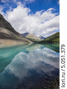 Алтай. Озеро в горах. Стоковое фото, фотограф Gagara / Фотобанк Лори