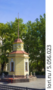 Павильон мареографа кронштадтского футштока. Кронштадт (2013 год). Стоковое фото, фотограф Владимир Макеев / Фотобанк Лори