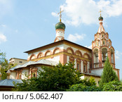 Москва, храм Трёх Святых на Кулишках, Китай-город, 1677 г (2013 год). Стоковое фото, фотограф ИВА Афонская / Фотобанк Лори
