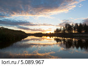 Закат над рекой Вагой. Стоковое фото, фотограф Николай Мухорин / Фотобанк Лори