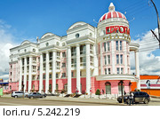 Гостиница "Европа", город Иркутск (2013 год). Редакционное фото, фотограф Игорь Боголюбов / Фотобанк Лори