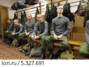 Военный призыв 2013, в областном военкомате города Железнодорожного. Редакционное фото, фотограф Дмитрий Неумоин / Фотобанк Лори