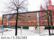 Павильон-чемодан Louis Vuitton на Красной площади (2013 год). Редакционное фото, фотограф Алёшина Оксана / Фотобанк Лори