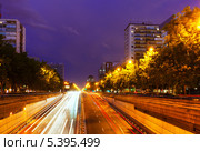 Пасео де ла Кастельяна (Paseo de la Castellana) в ночное время. Мадрид, Испания (2013 год). Стоковое фото, фотограф Яков Филимонов / Фотобанк Лори