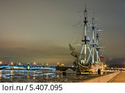 Вечерний Петербург. Нева (2013 год). Редакционное фото, фотограф Александр Алексеев / Фотобанк Лори