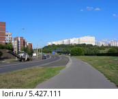 Улица Барышиха, район Митино, Москва (2011 год). Стоковое фото, фотограф lana1501 / Фотобанк Лори