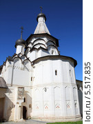 Церковь в Спасо-Ефимиевском монастыре, Суздаль Россия (2013 год). Редакционное фото, фотограф Михаил Коханчиков / Фотобанк Лори