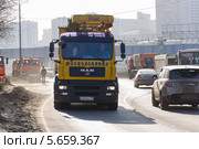 Грузовик MAN аварийной службы — МОСВОДОКАНАЛ (2014 год). Редакционное фото, фотограф Алёшина Оксана / Фотобанк Лори