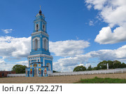 Восстановленная колокольня церкви Рождества Пресвятой Богородицы в с.Чертень, Калужская область (2013 год). Стоковое фото, фотограф Елена Коромыслова / Фотобанк Лори
