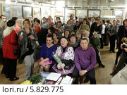 Открытие выставки к юбилею ЗНУИ в Народной галерее, город Москва (2014 год). Редакционное фото, фотограф Дмитрий Неумоин / Фотобанк Лори