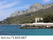 Берег черного моря и Байдаро-Кастропольская стена, Крым (2014 год). Стоковое фото, фотограф Алексей Гусев / Фотобанк Лори