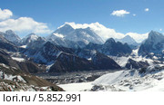 Движение облаков в горах, Эверест, Renjo Pass, Гималаи, Непал , таймлапс (2014 год). Стоковое видео, видеограф Артем Поваров / Фотобанк Лори
