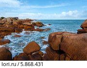 Большие камни на побережье Ploumanach, Бретань, Франция. Стоковое фото, фотограф Юрий Брыкайло / Фотобанк Лори