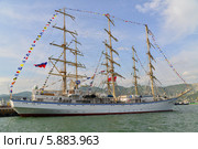 Корабли Черноморской регаты SCF Black Sea Tall Ships Regatta 2014 зашли в Новороссийск. Редакционное фото, фотограф Игорь Архипов / Фотобанк Лори