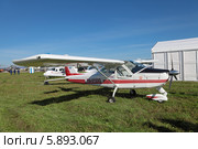 Международный авиационно-космический салон МАКС-2013. Tecnam P92 Echo Super - лёгкий, одномоторный, двухместный самолёт, разработанный и выпускаемый авиастроительной фирмой Costruzioni Aeronautiche Tecnam. Редакционное фото, фотограф Игорь Долгов / Фотобанк Лори