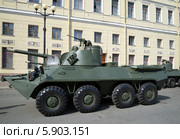 БТР-82А перед репетицией парада Победы в Санкт-Петербурге (2014 год). Редакционное фото, фотограф Виктор Карасев / Фотобанк Лори