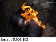 Врезка под газом газопровода природного газа (2012 год). Редакционное фото, фотограф Кохан Пётр / Фотобанк Лори