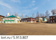 Кологрив. Вид на центральную площадь (2014 год). Редакционное фото, фотограф Сергей Лаврентьев / Фотобанк Лори
