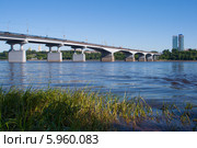 Коммунальный мост через реку каму в перми (2008 год). Стоковое фото, фотограф Павел Родимов / Фотобанк Лори