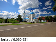 Зарайск. Городской пейзаж. Благовещенская церковь (2014 год). Редакционное фото, фотограф Яна Королёва / Фотобанк Лори