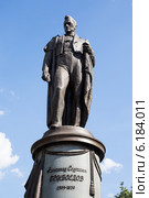 Москва. Памятник А. С. Грибоедову на Чистых прудах (2014 год). Редакционное фото, фотограф Михаил Ворожцов / Фотобанк Лори