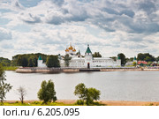 Ипатьевский монастырь. Кострома (2014 год). Редакционное фото, фотограф Наталья Волкова / Фотобанк Лори