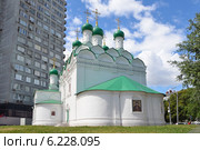 Москва. Церковь Симеона Столпника (Введения во храм Пресвятой Богородицы) на Поварской (2014 год). Стоковое фото, фотограф Овчинникова Ирина / Фотобанк Лори