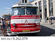 ЛАЗ-695Е выпуска 1964-1969 гг. Выставка к 90-летнему юбилею московского автобуса. Проспект Академика Сахарова, Москва (2014 год). Редакционное фото, фотограф Илюхина Наталья / Фотобанк Лори