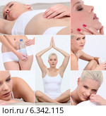 snapshots of gorgeous sporty blonde in white underwear. Стоковое фото, фотограф Phovoir Images / Фотобанк Лори