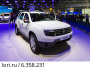 Renault Duster. Московский международный автомобильный салон 2014. Редакционное фото, фотограф Сергей Лаврентьев / Фотобанк Лори