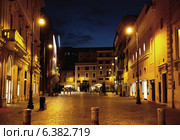 Fine shoot of ancient street in the midnight. Стоковое фото, агентство Ingram Publishing / Фотобанк Лори