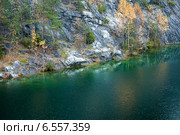Горный парк "Рускеала". Мраморный карьер. Карелия (2014 год). Редакционное фото, фотограф Ольга Визави / Фотобанк Лори