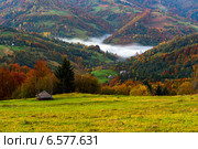 Осенний горный пейзаж в Карпатах. Стоковое фото, фотограф Эдуард Кислинский / Фотобанк Лори