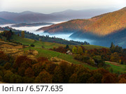 Осенний горный пейзаж в Карпатах. Стоковое фото, фотограф Эдуард Кислинский / Фотобанк Лори