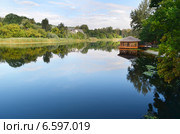 Водный пейзаж. Беседка у реки Северский Донец, дубовая роща. Стоковое фото, фотограф Несинов Олег / Фотобанк Лори
