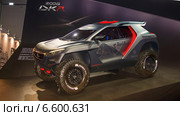 Автомобиль PEUGEOT 2008 DKR на выставке ММАС 2014. Редакционное фото, фотограф Алексей Назаров / Фотобанк Лори