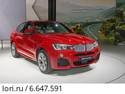 BMW X4 xDrive35i на ММАС 2014. Редакционное фото, фотограф Алексей Назаров / Фотобанк Лори