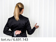 woman making false statements. Стоковое фото, фотограф Erwin Wodicka / Фотобанк Лори