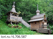 Купальня на горе в лесу. Водопад Гремячий ключ. Стоковое фото, фотограф Глазков Владимир / Фотобанк Лори