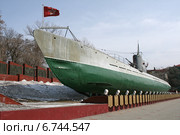 Мемориальная Гвардейская Краснознаменная подводная лодка "С-56". Владивосток (2010 год). Редакционное фото, фотограф Алексей Гусев / Фотобанк Лори