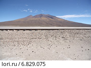 Железная дорога в пустыне Атакама гору, Uyunu, Боливия (2013 год). Стоковое фото, фотограф Жукова Юлия / Фотобанк Лори