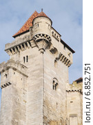 Замок Лихтенштейн (Burg Liechtenstein) на краю Венского леса к югу от Вены. Австрия (2014 год). Стоковое фото, фотограф stargal / Фотобанк Лори