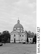 Церковь Святого Казимира в Варшаве, Польша. Возведена в 1692 г., реконструирована в 1953 (2014 год). Стоковое фото, фотограф Иван Марчук / Фотобанк Лори