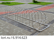 Велопарковка. Стоковое фото, фотограф Сергей Трофименко / Фотобанк Лори