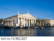 Здание Конногвардейского манежа. Санкт-Петербург (2012 год). Редакционное фото, фотограф Александр Щепин / Фотобанк Лори