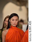 NEW YORK, NY - SEPTEMBER 11: Models walk the runway finale at Ralph Lauren fashion show during Mercedes-Benz Fashion Week Spring 2015 on September 11, 2014 in New York City. Редакционное фото, фотограф Anton Oparin / Фотобанк Лори