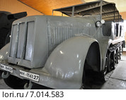 Тяжёлый полугусеничный тягач 12t Typ DBs 10. 1932. Германия. Экспонат музея бронетанковой техники в Кубинке. Подмосковье (2014 год). Редакционное фото, фотограф Владимир Кошарев / Фотобанк Лори