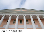 Дом Гагариных на Страстном бульваре (Екатерининская больница у Петровских ворот) после реставрации, фрагмент фасада здания. Москва (2015 год). Стоковое фото, фотограф Илюхина Наталья / Фотобанк Лори