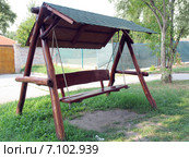 Деревянные качели Венгрия (2010 год). Стоковое фото, фотограф Анатолий Заводсков / Фотобанк Лори