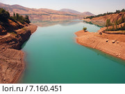 Чарвакское водохранилище в Узбекистане в августе (2007 год). Стоковое фото, фотограф Elizaveta Kharicheva / Фотобанк Лори